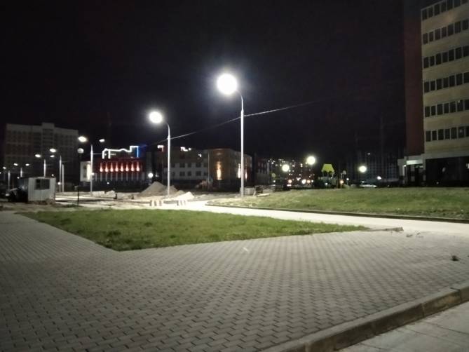 В Брянске осветили новую дорогу на улице Грибачёва