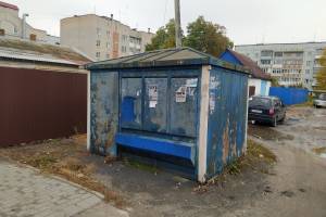 В Новозыбкове ставшую туалетом будку полиции уволили из органов
