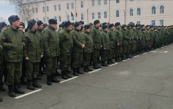 Брянские мобилизованные проходят военную подготовку в Курской области
