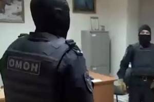 Криминального авторитета «Мэрик» задержали за кровавую свадьбу в Климово