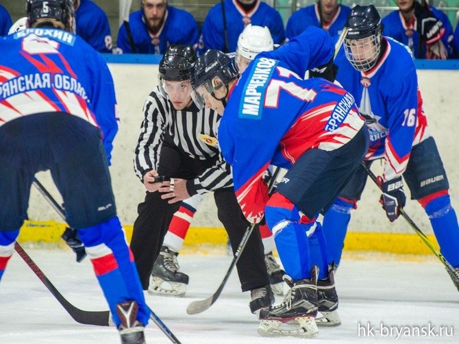 Брянские хоккеисты одержали вторую победу над «ГУОР Карелия»