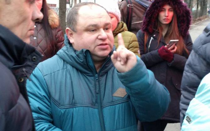 Брянский журналист Чернов окунулся в омут воровства и вакханалии