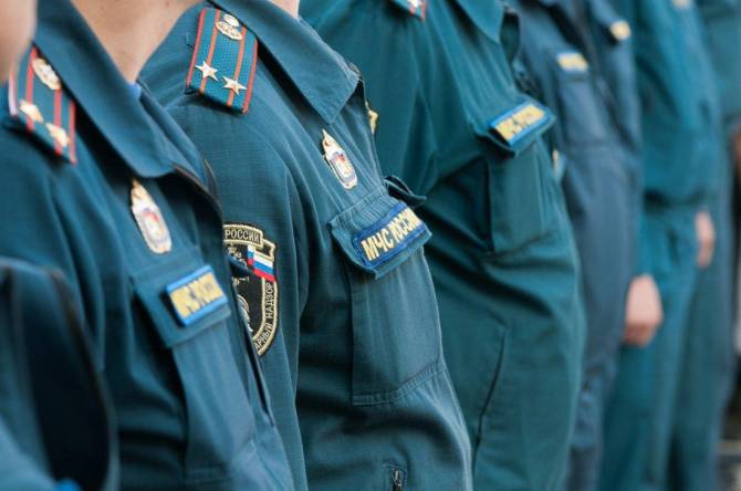 Брянским сотрудникам МЧС из-за коронавируса запретили выезд за границу