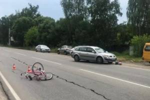 В Брянске на Литейной легковушка сбила велосипедиста: мужчина умер в больнице