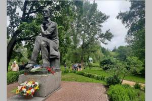В Овстуге провели Всероссийский праздник «Родник поэзии твоей»