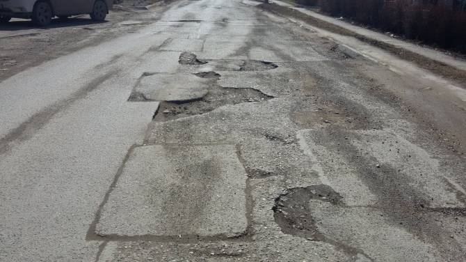 В Суземке чиновников обязали отремонтировать убитую дорогу