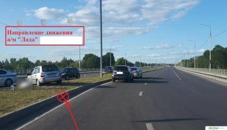 В Брянске в ДТП на проспекте Героев умер 69-летний водитель Lada