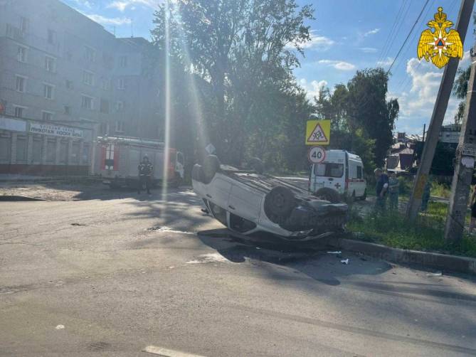 В Брянске в жутком ДТП на Куйбышева пострадало несколько человек