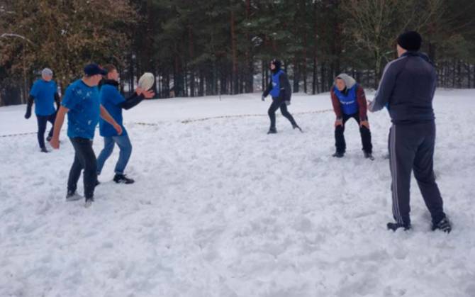 В Брянске прошел фестиваль зимних видов спорта