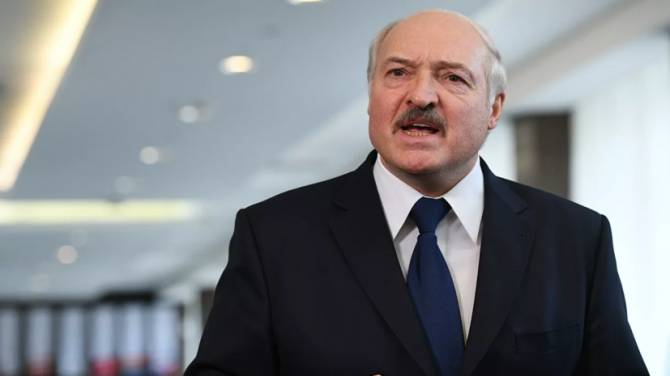 ЦИК: на выборах президента Беларуси побеждает Лукашенко