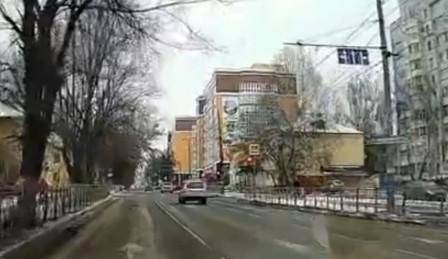 В Брянске по ролику в сети наказали автомобилиста-нарушителя