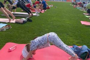Брянск отметил Международный день йоги