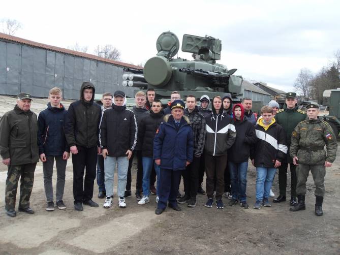Воспитанники клуба «Резерв» из Брянска посетили музей войск ПВО