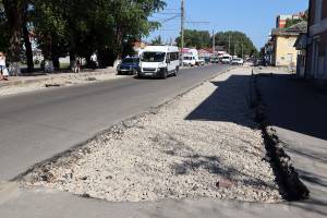 В Брянске на Димитрова до конца недели отремонтируют тротуары