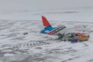 В Брянске снегопад не повлиял на работу аэропорта