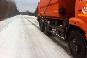 За ночь на брянские дороги высыпали более 1500 тонн песко-соляной смеси