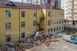 В Брянске начался капитальный ремонт в школе №3