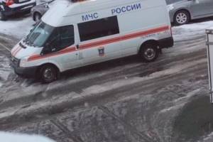 В Брянске МЧС по громкой связи сообщает о домашнем режиме
