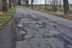 Красногорских чиновников наказали за убитые дороги в деревне Морозовка
