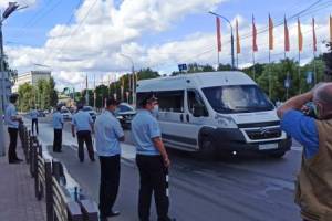 В Брянске 18 водителей незаконно изменили конструкцию автомобилей