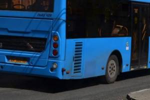 Пассажиры поблагодарили водителя брянского автобуса за аккуратность