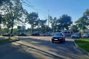 В Брянске автомобилистка на переходе сломала 8-летнему ребенку позвоночник