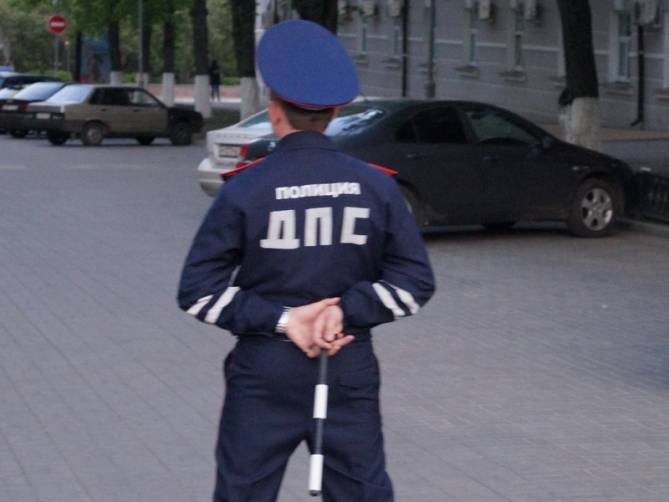 В Дятьково осудят москвича за взятку гаишнику