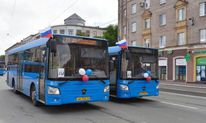 В Брянске водители и кондукторы автобусов пожаловались на адские условия