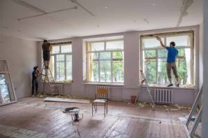 В Стародубе на ремонт детской школы искусств потратили 5 миллионов рублей