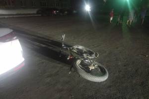 В Брянске начинающий водитель Opel разбил голову 14-летнему велосипедисту