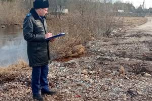 В дятьковском посёлке Старь главу администрации наказали за убитые дороги