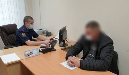 В Климово повязали полицейского за превышение полномочий