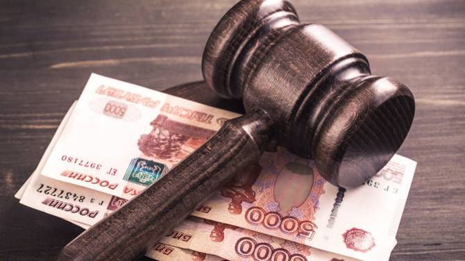 В Брянске оштрафовали юридическую фирму на 100 тысяч рублей