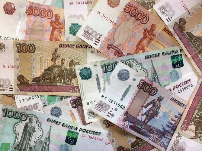 Брянщина заняла 76-е место в рейтинге регионов по уровню зарплат