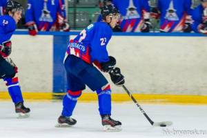 Брянские хоккеисты второй раз подряд обыграли на выезде курский «Сокол»