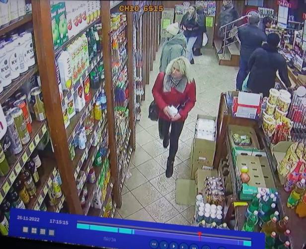 В Брянске объявили в розыск женщину за сбыт 2-тысячерублевой фальшивки в магазине
