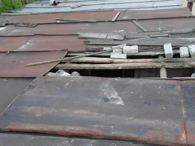 В  Дятьковском районе через крышу гаража похитили мотоцикл
