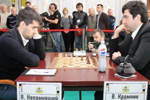 Брянский шахматист Ян Непомнящий сыграет в турнире в поддержку медиков