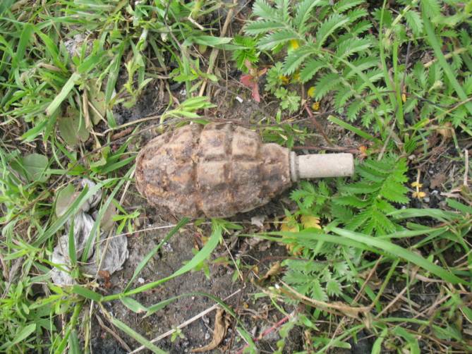 В Севске нашли гранату