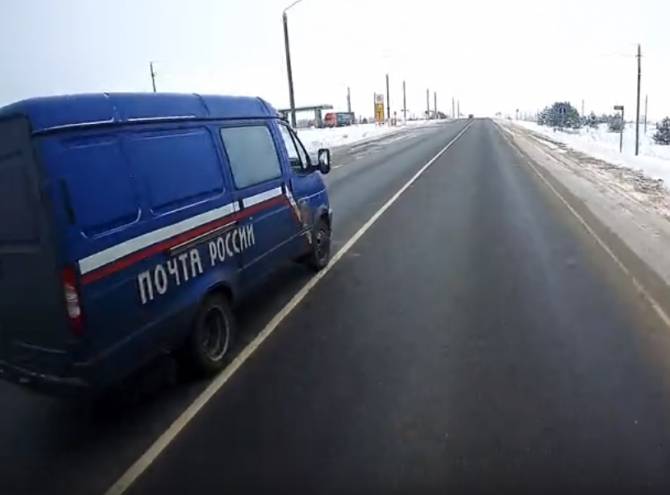 В Брянской области автомобилист сдал двух нарушителей ПДД