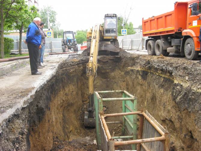 В Брянске на ремонт двух канализационных коллекторов выделили 66 млн рублей