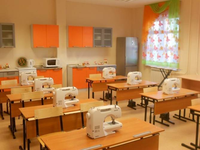 В клетнянской школе отремонтировали кабинет домоводства за 400 тысяч рублей