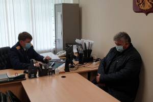 В Брянске чиновника Колесникова на преступлении поймали полицейские