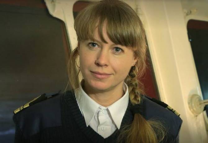 Брянская учительница стала помощником капитана на ледоколе