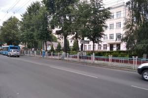 В Брянске обнаружили опасный пешеходный переход у школы №2