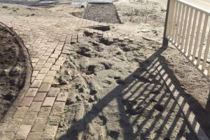 В Брянске развалился новый тротуар возле школы №71
