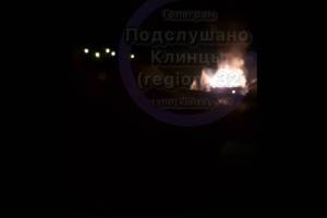 В Клинцах ночью сгорели гараж и автобус