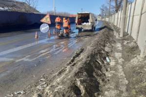 В Брянске подрядчик за свой счет отремонтирует ужасную дорогу на улице Речной