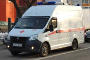На брянской трассе пьяный водитель мопеда протаранил микроавтобус 
