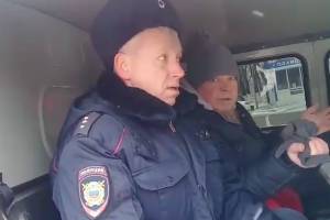 Брянского активиста Малюту задержали полицейские